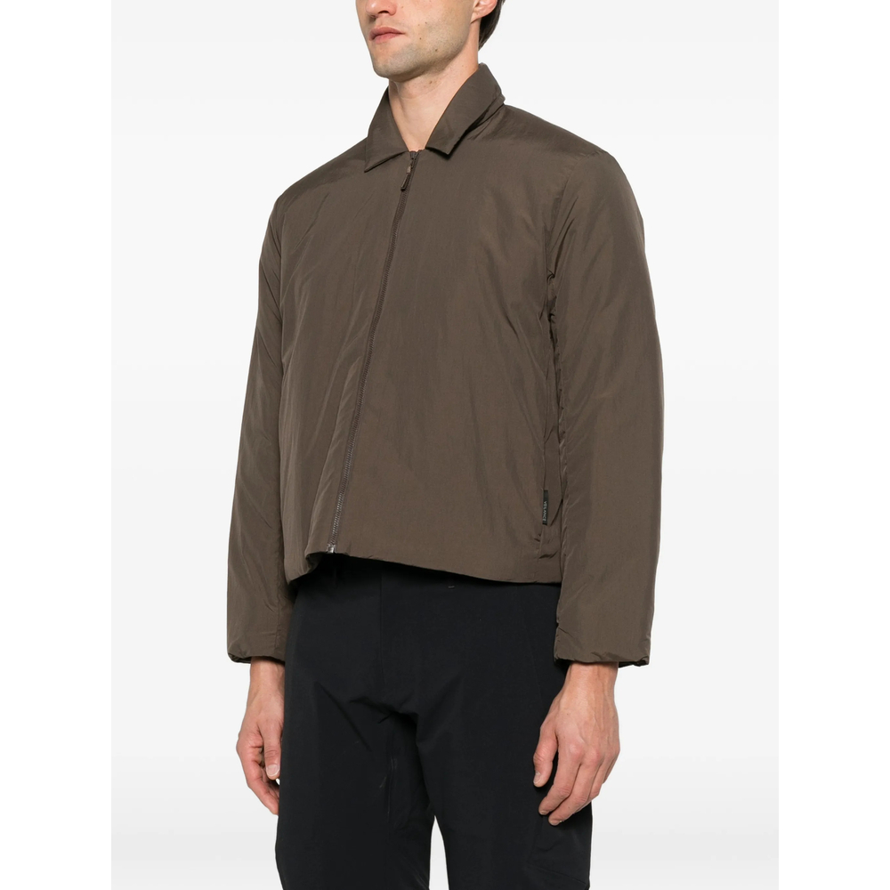 Zip-Up Spread-Collar Jacket