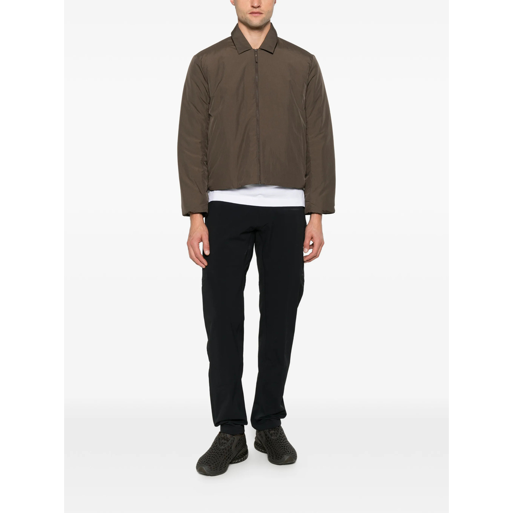 Zip-Up Spread-Collar Jacket