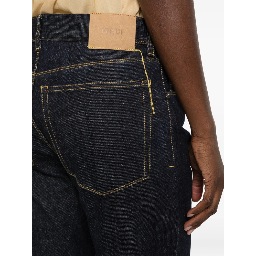 Logo-Patch Straight-Leg Jeans