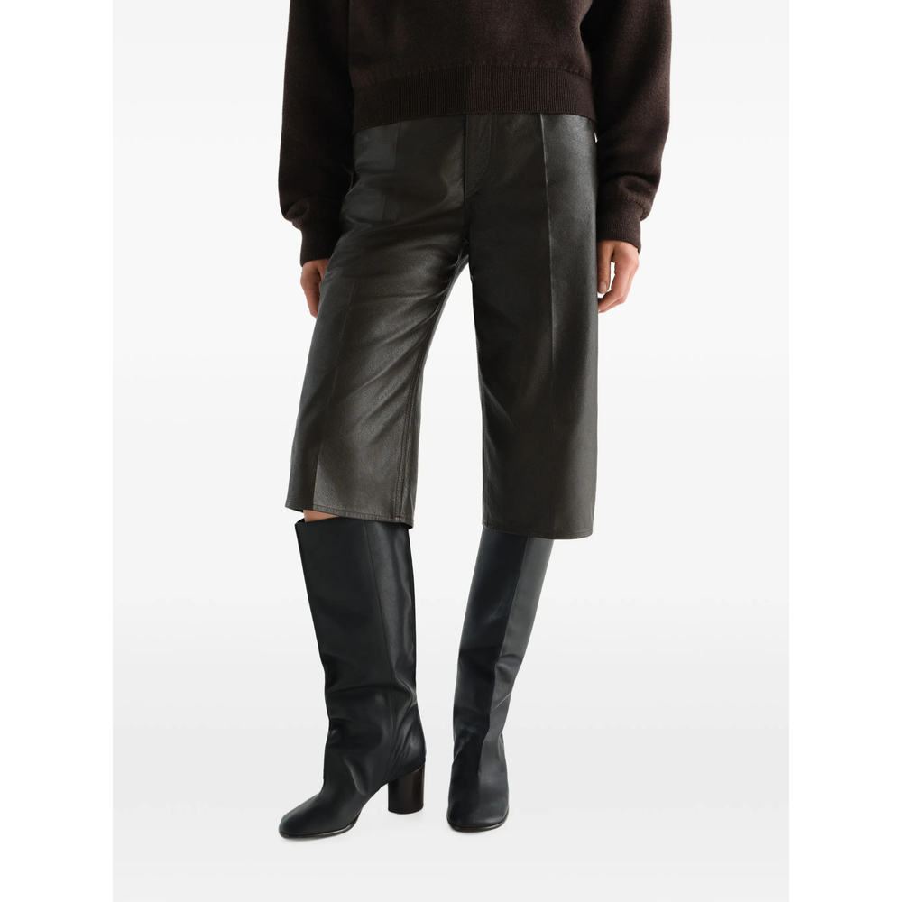 Crease Sleeve Boots