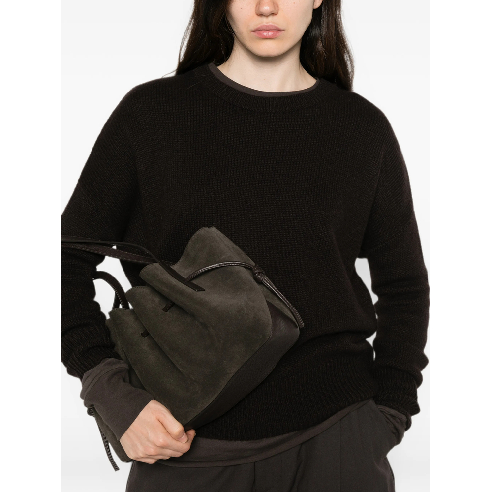 Oyster Shoulder Bag