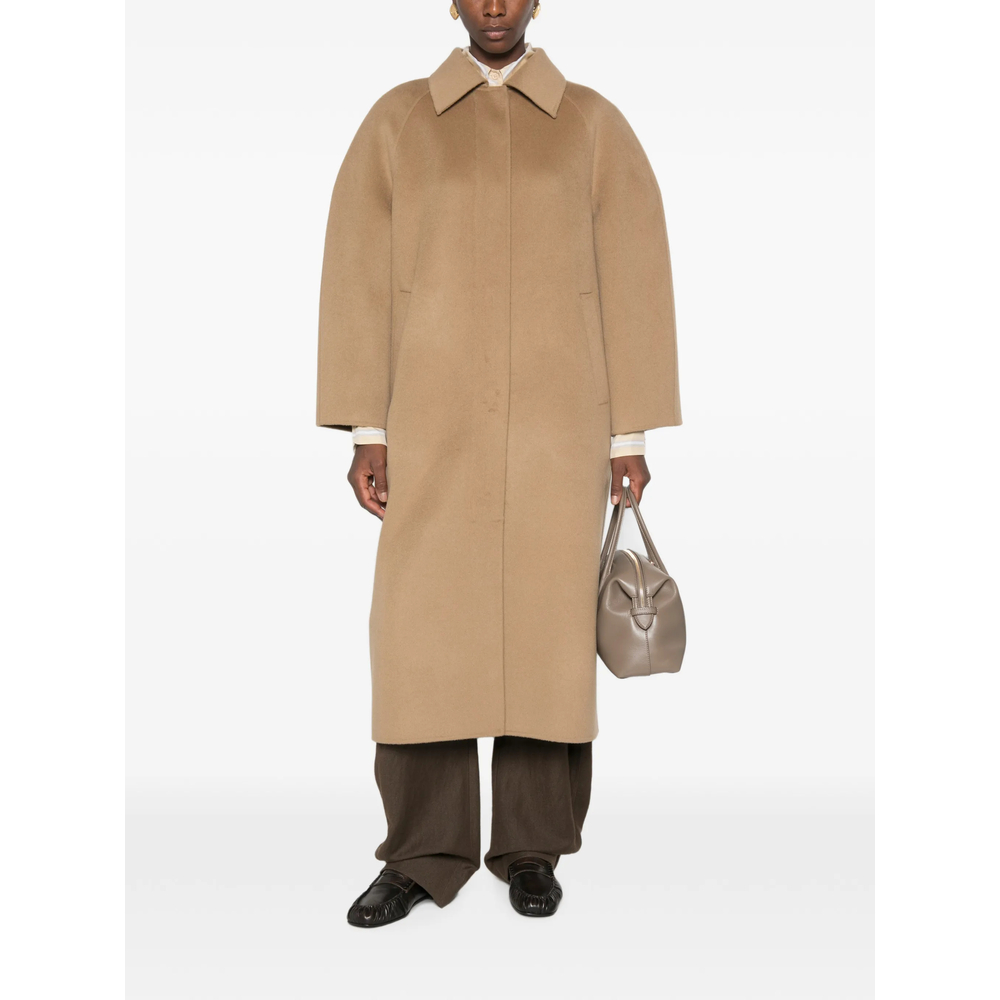 Róhe Raglan-Sleeve Concealed-Fastening Coat