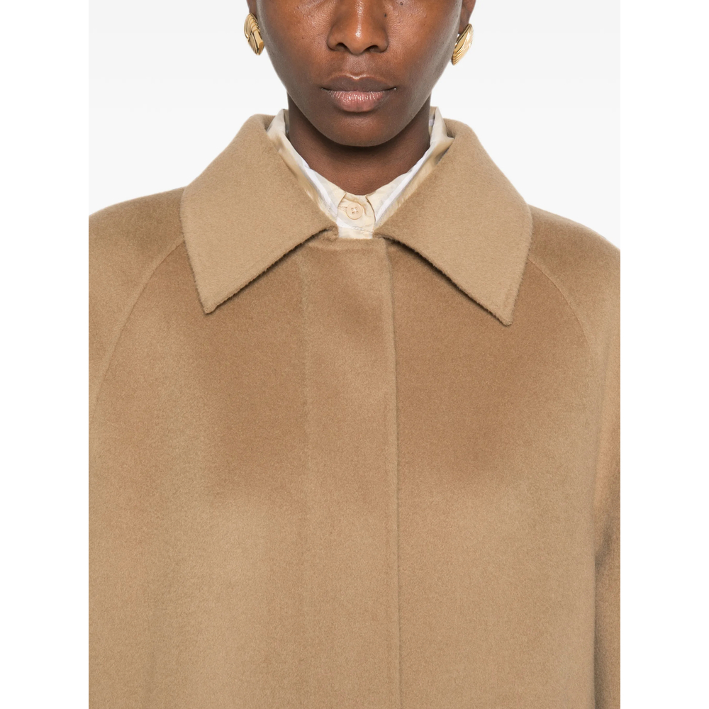 Róhe Raglan-Sleeve Concealed-Fastening Coat