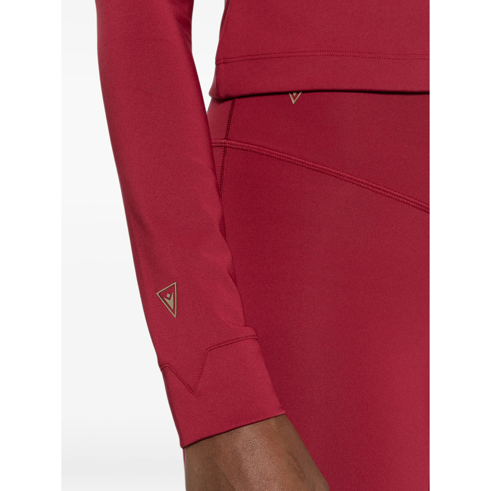 Scoop-Back Performance Top