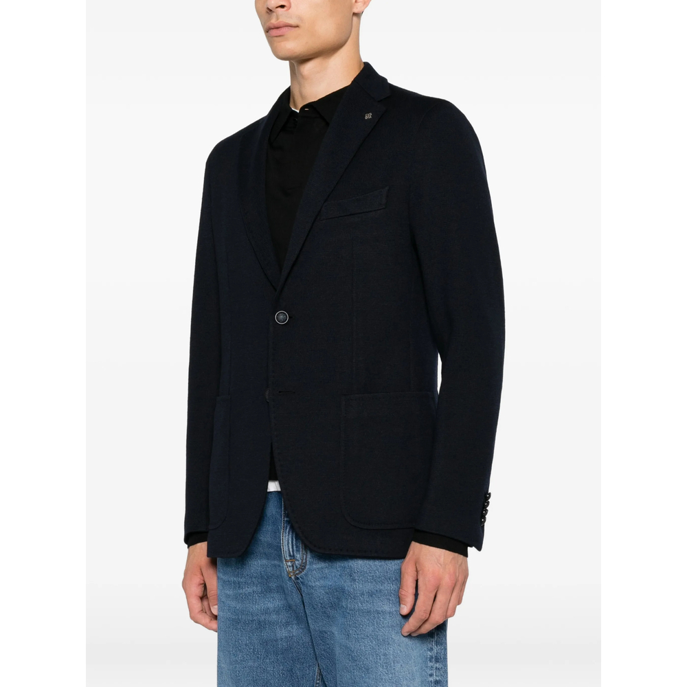 Single-Breasted Buttoned Blazer