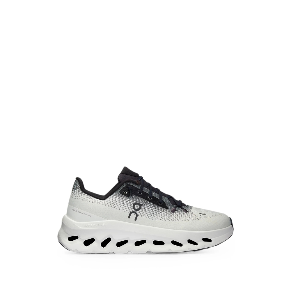 On Cloudtilt Sneakers