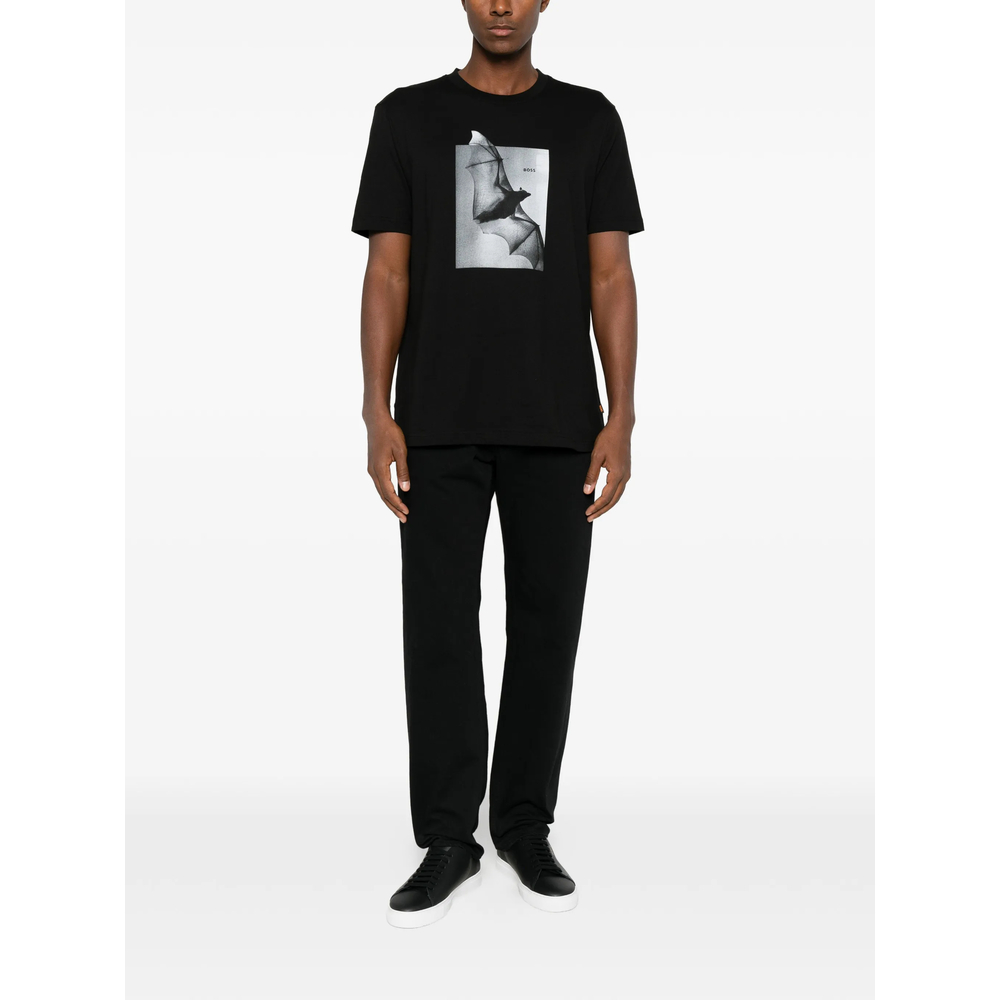 Graphic-Print T-Shirt