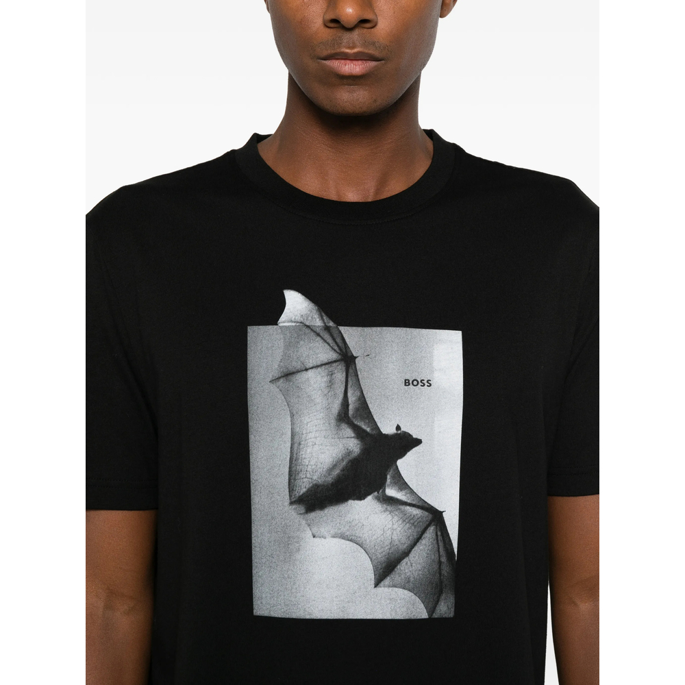 Graphic-Print T-Shirt