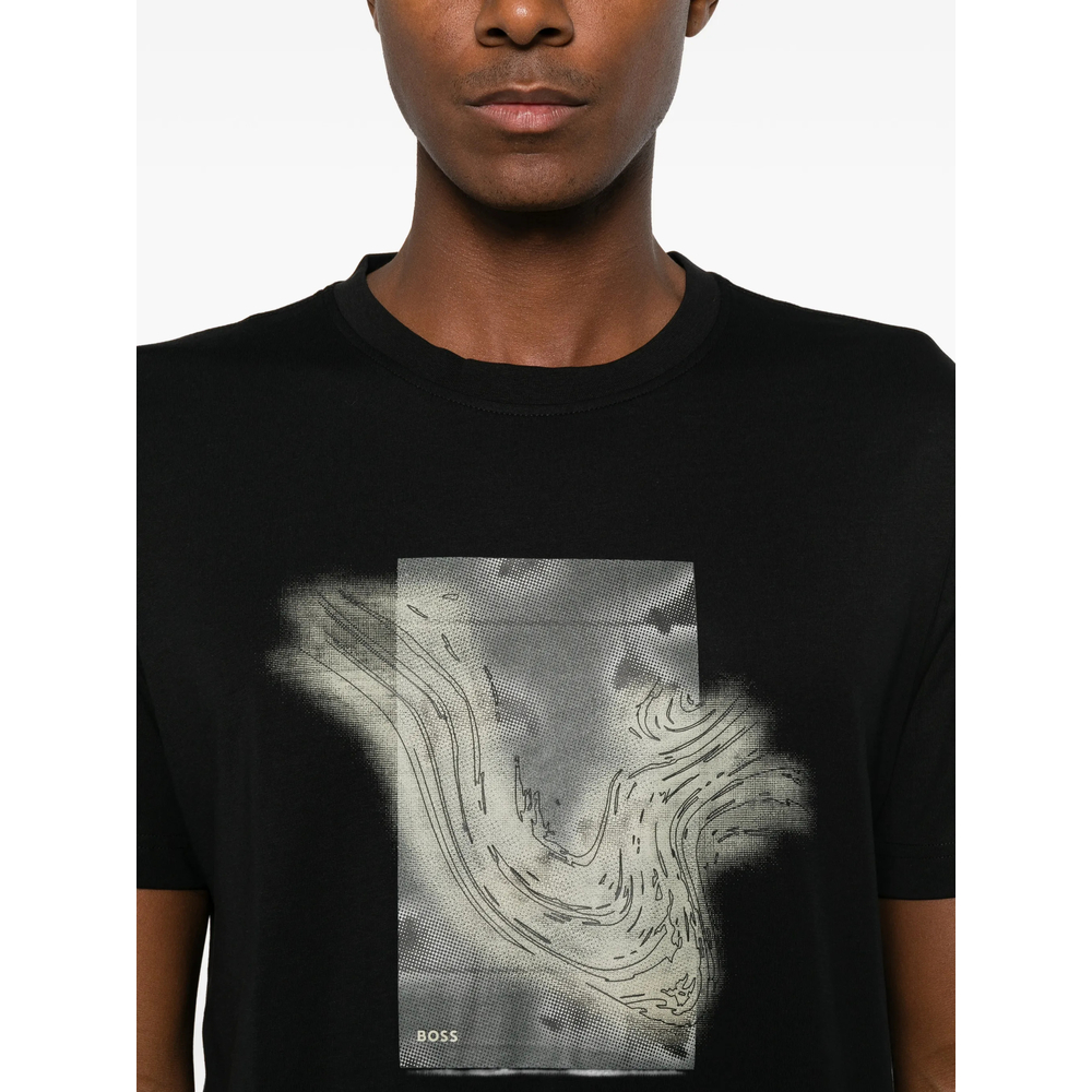 Graphic-Print T-Shirt