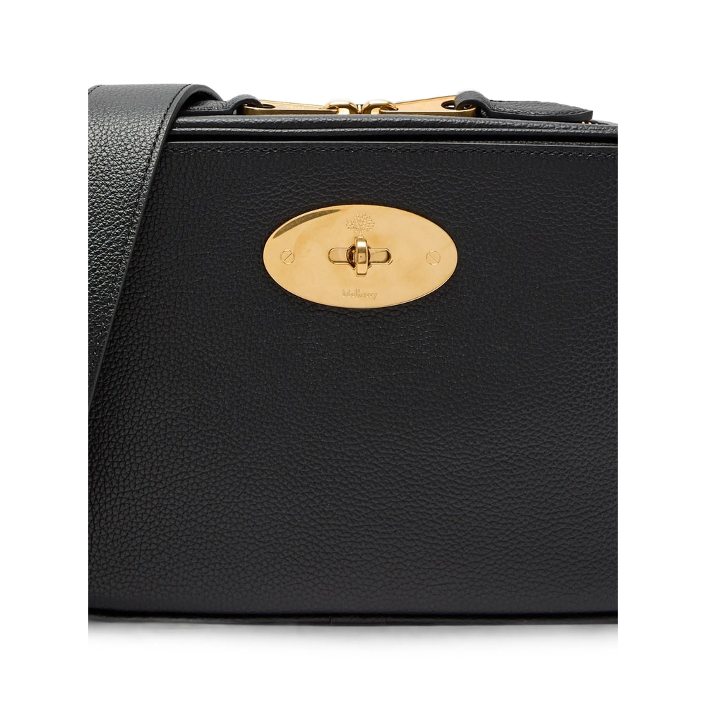 Darley Shoulder Bag