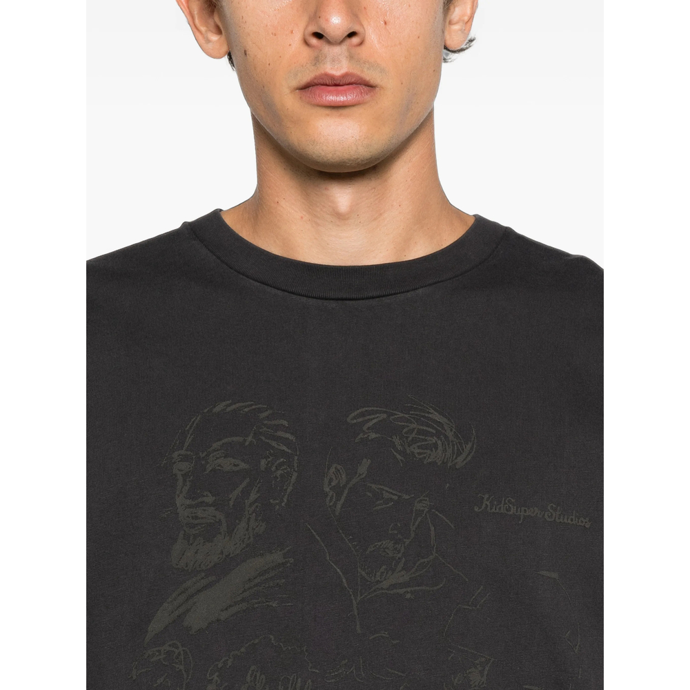 Graphic-Print T-Shirt