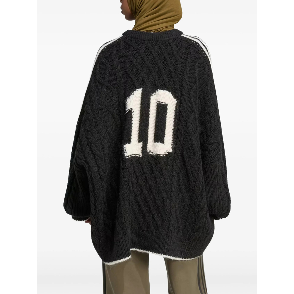 Cableknit Sweater