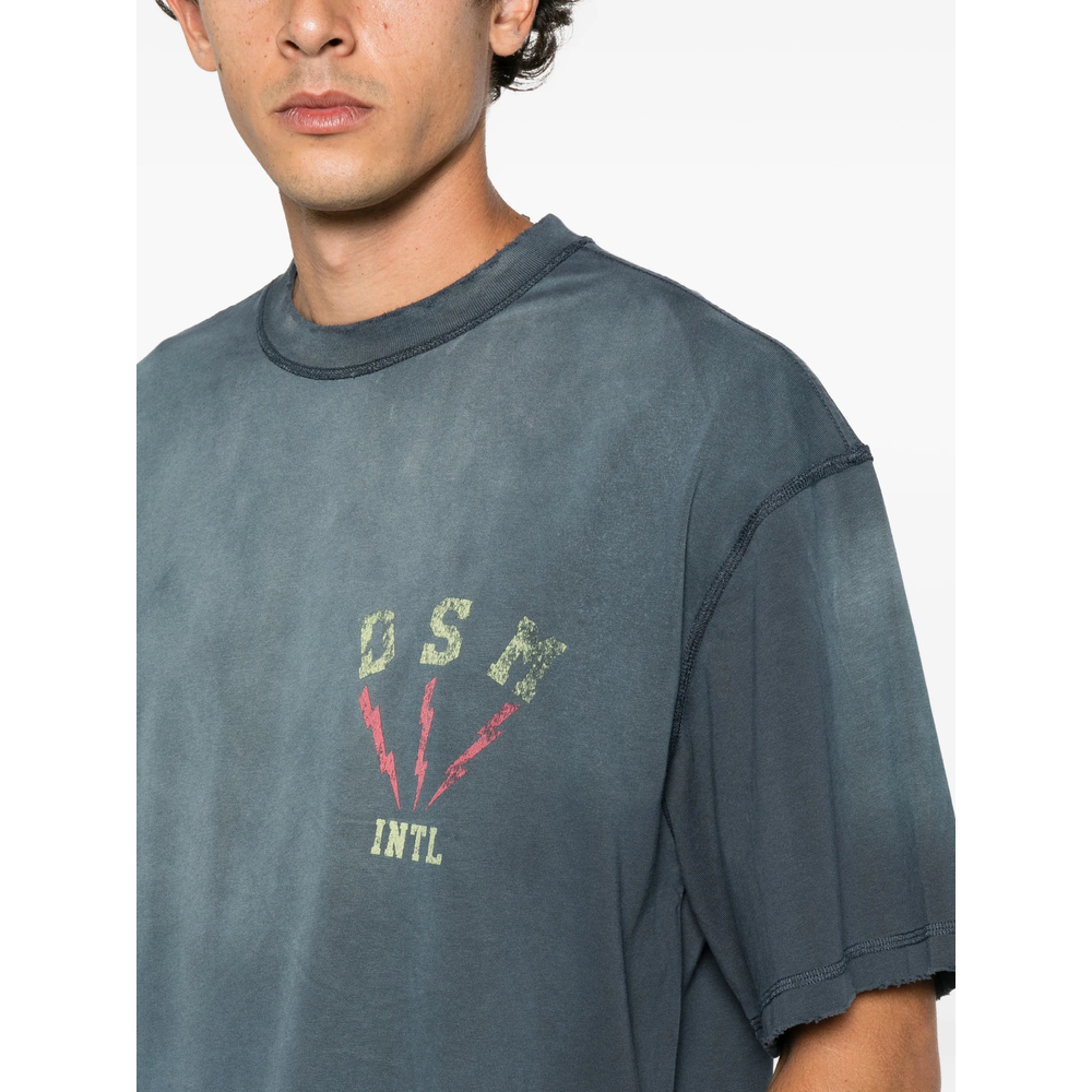 Graphic-Print T-Shirt