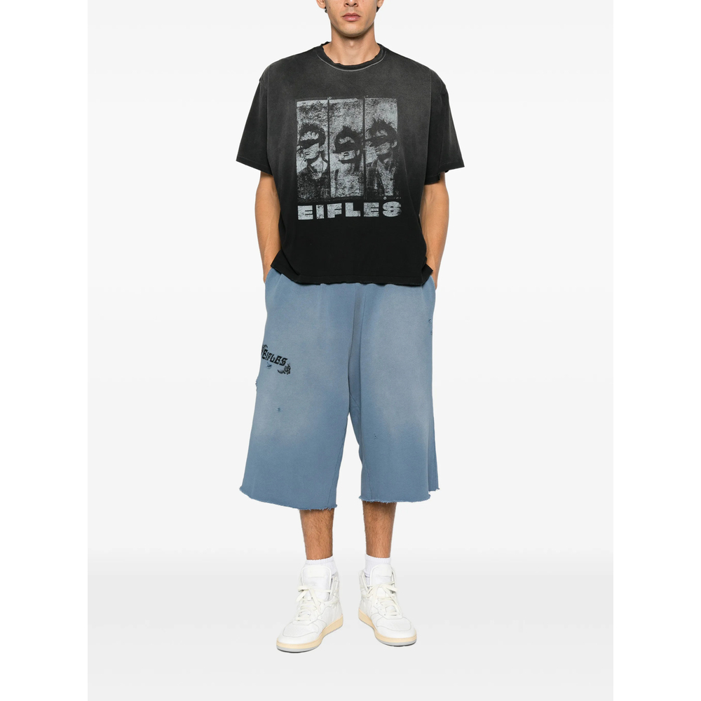 Graphic-Print T-Shirt