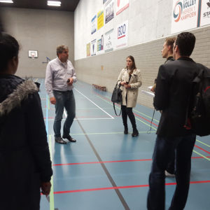 opvang vluchtingen Jon rondleiding erasmus sport