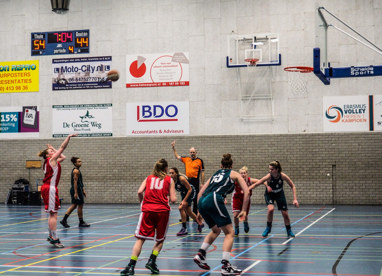 Baros Dames 1 tegen Green Eagles
