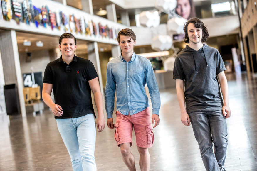 University quiz EUR team
