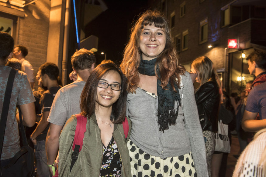 ESN feestje voor internationale studenten in Plan C. Oude haven vollemaan