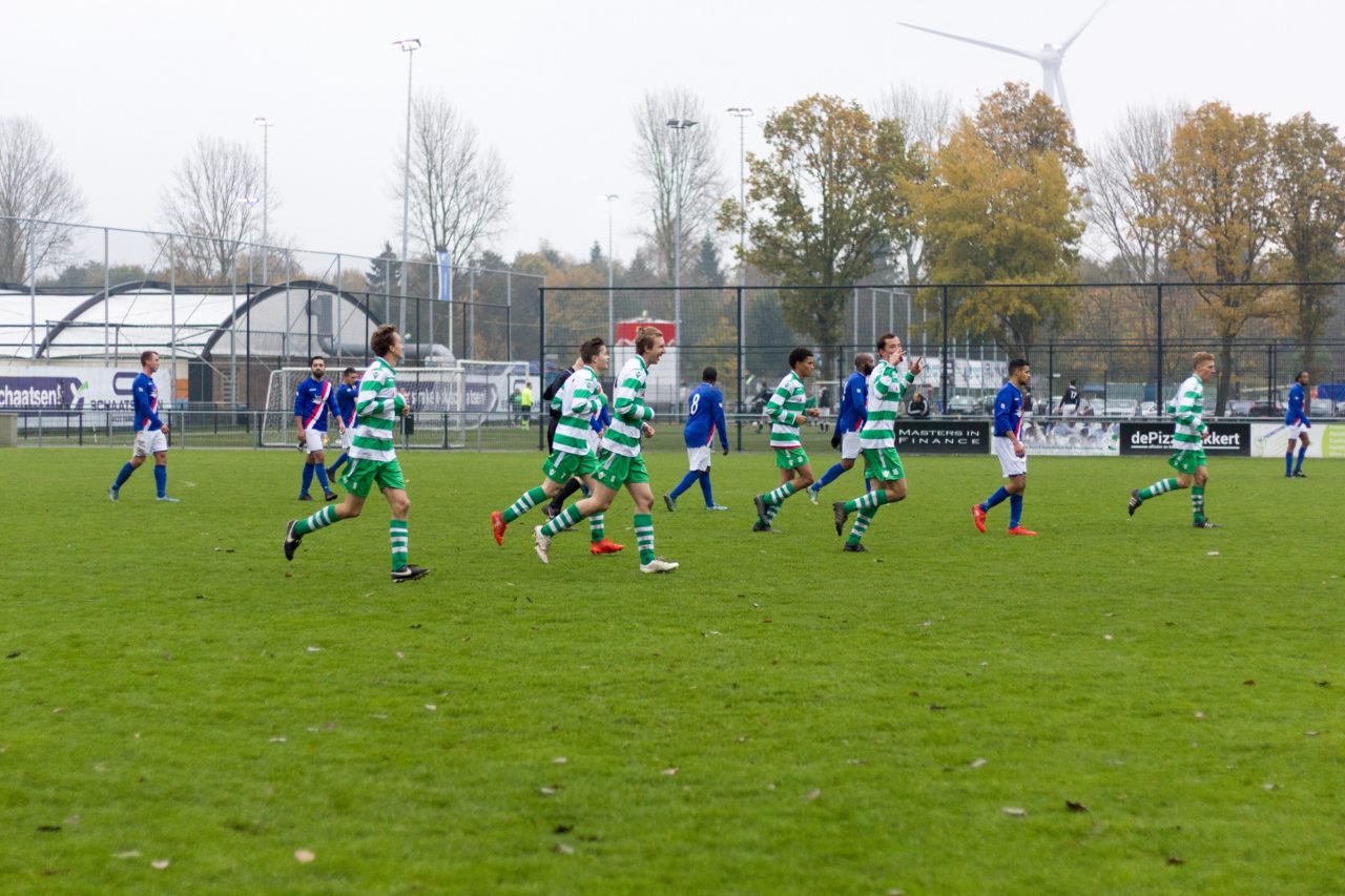 antibarbari-charlois-november-voetbal-2