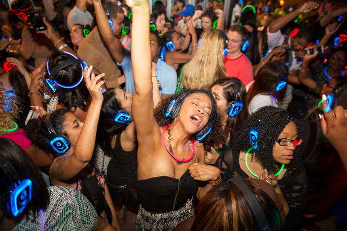 silent-disco-03