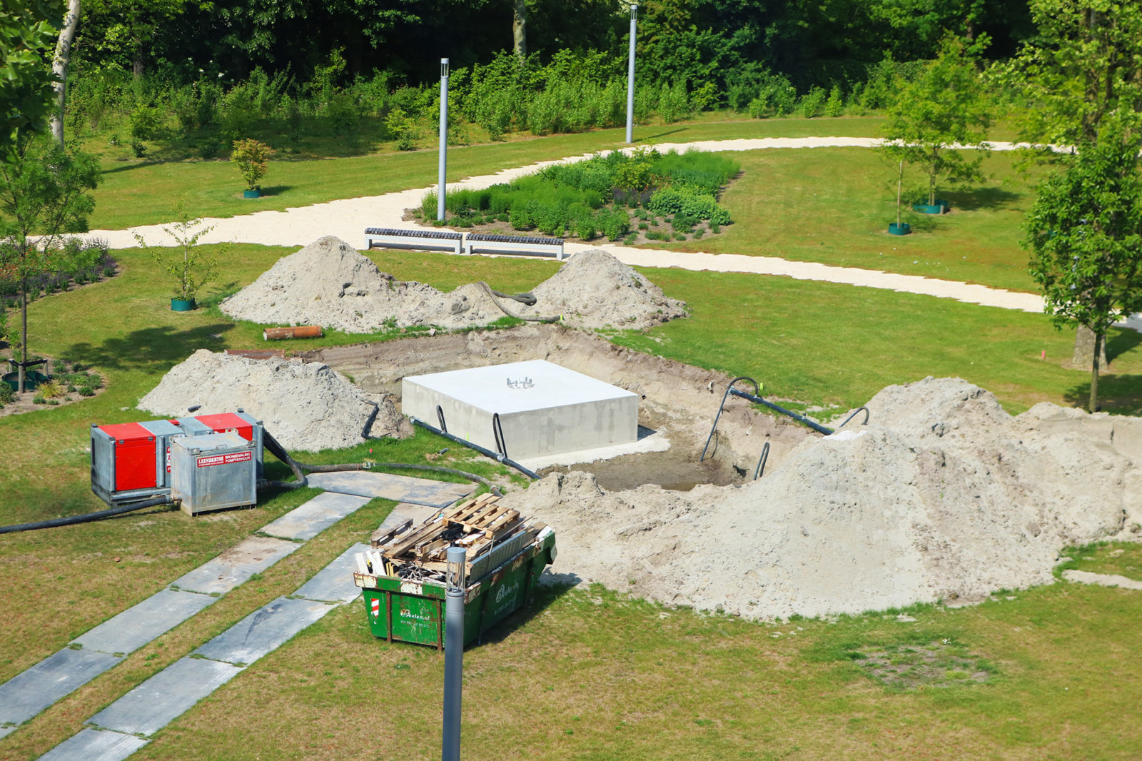 stein-der-weisen-fundament-kunstwerk-schlegel-park-noord