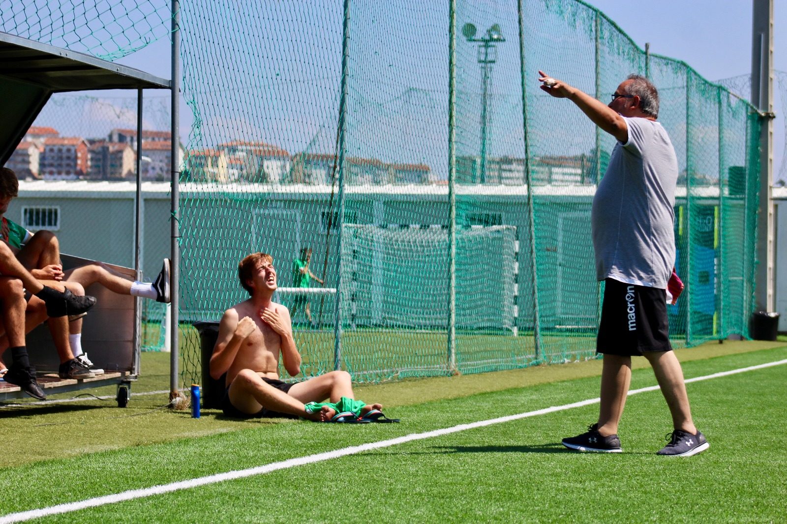 Antibarbari-in-Coimbra-EU-games-zonnebrand