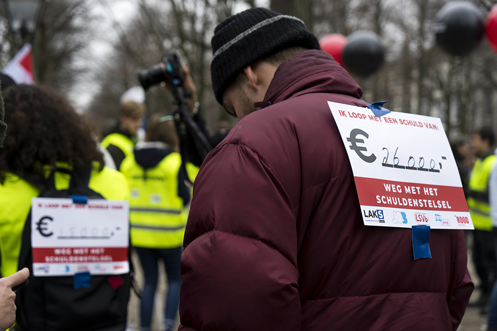 Protestmars-studenten-malieveld-leenstelsel-studieschuld-Sabina-van-Gils