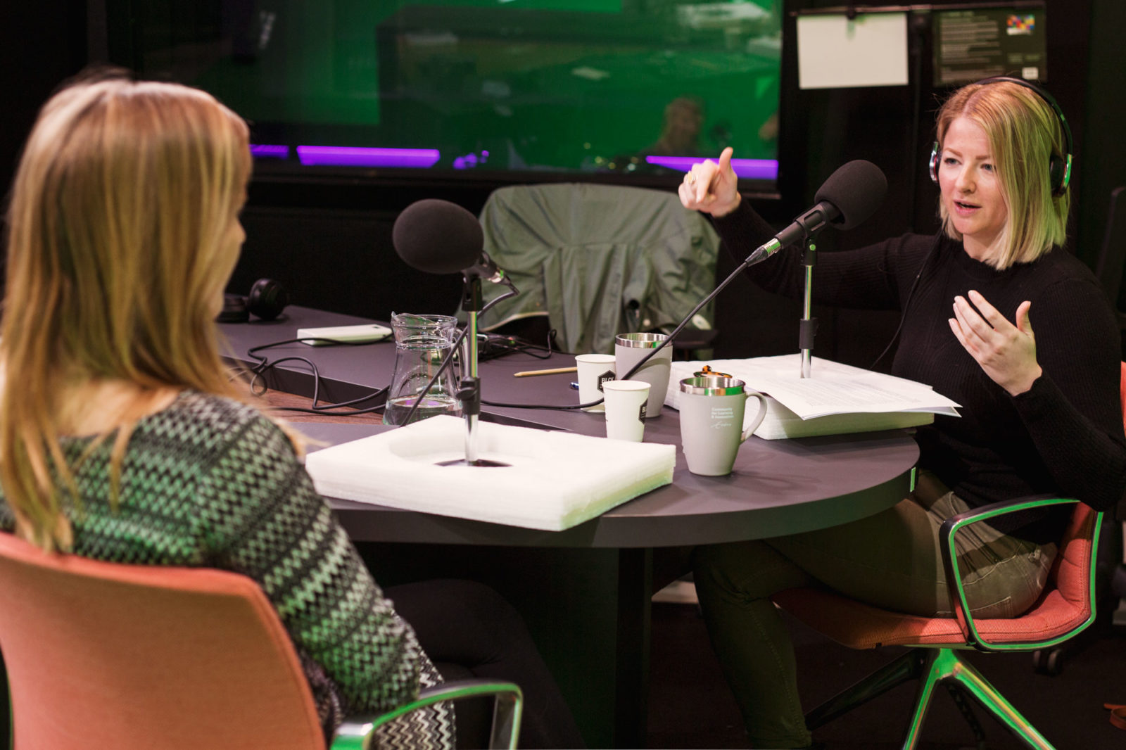 Elisabeth Timmermans en Tessa – podcast Liefde in tijden van Tinder
