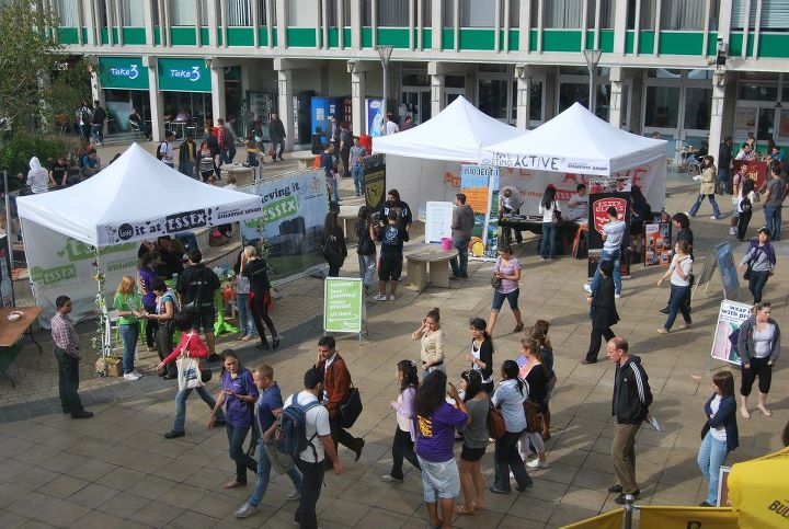 University Life Your Guide To Freshers Week