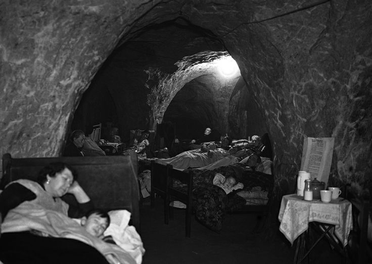 Air raid shelter bedroom