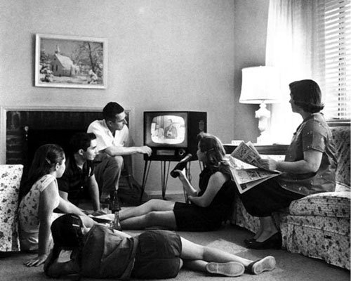 WW2 family watching TV
