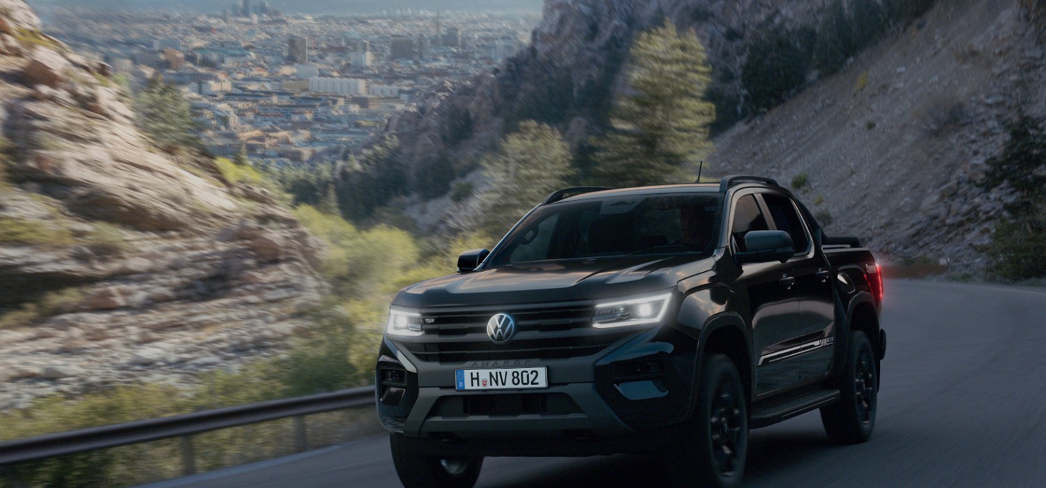  VW launches  Amarok Dark Label special