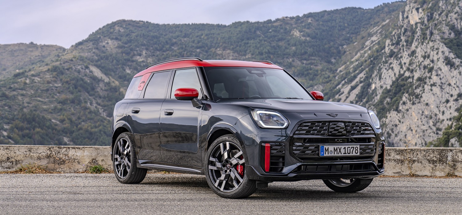  MINI reveals new JCW Countryman