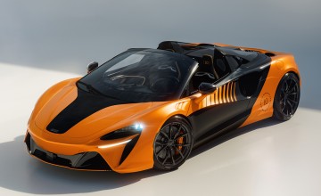 Special Artura marks McLaren's F1 success