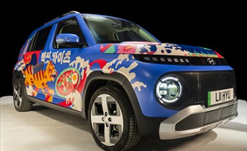 Hyundai opens restaurant on wheels