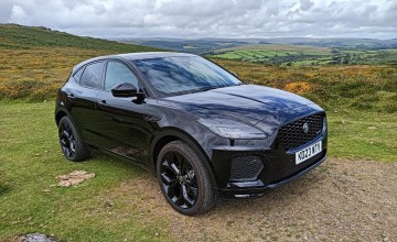 Jaguar E-Pace R-Dynamic SE Black 