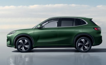 Geely adds Ultra flagship for EX5