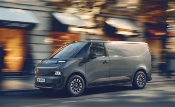 New Renault Trafic E-Tech nears production