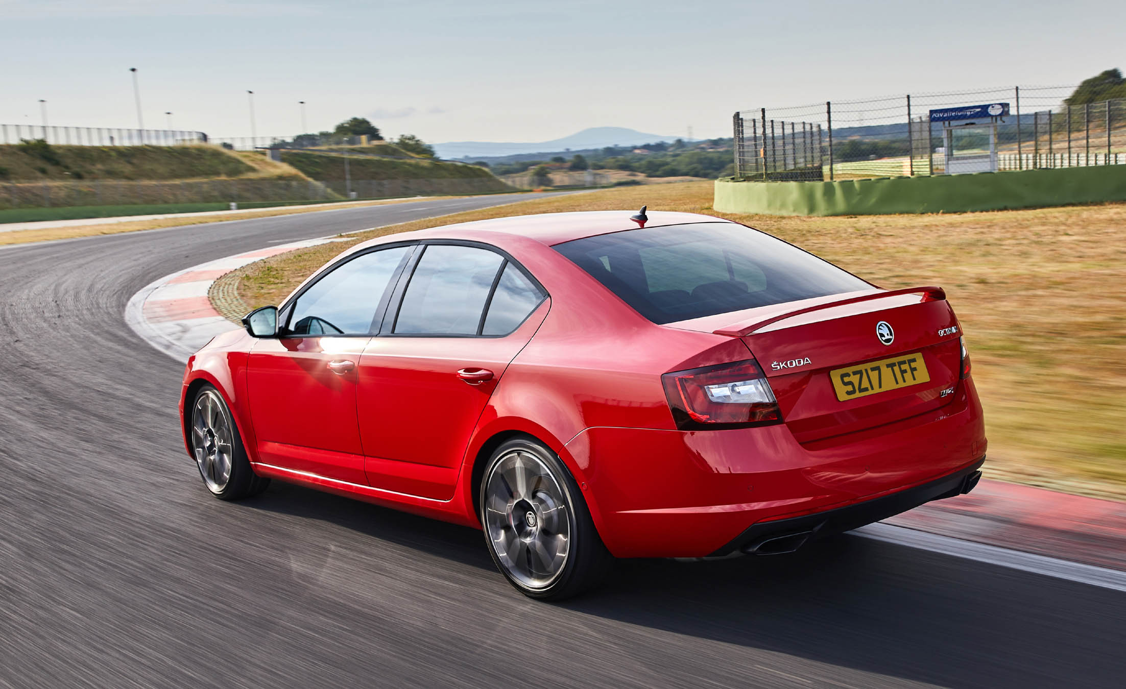 Skoda octavia 2 поколения