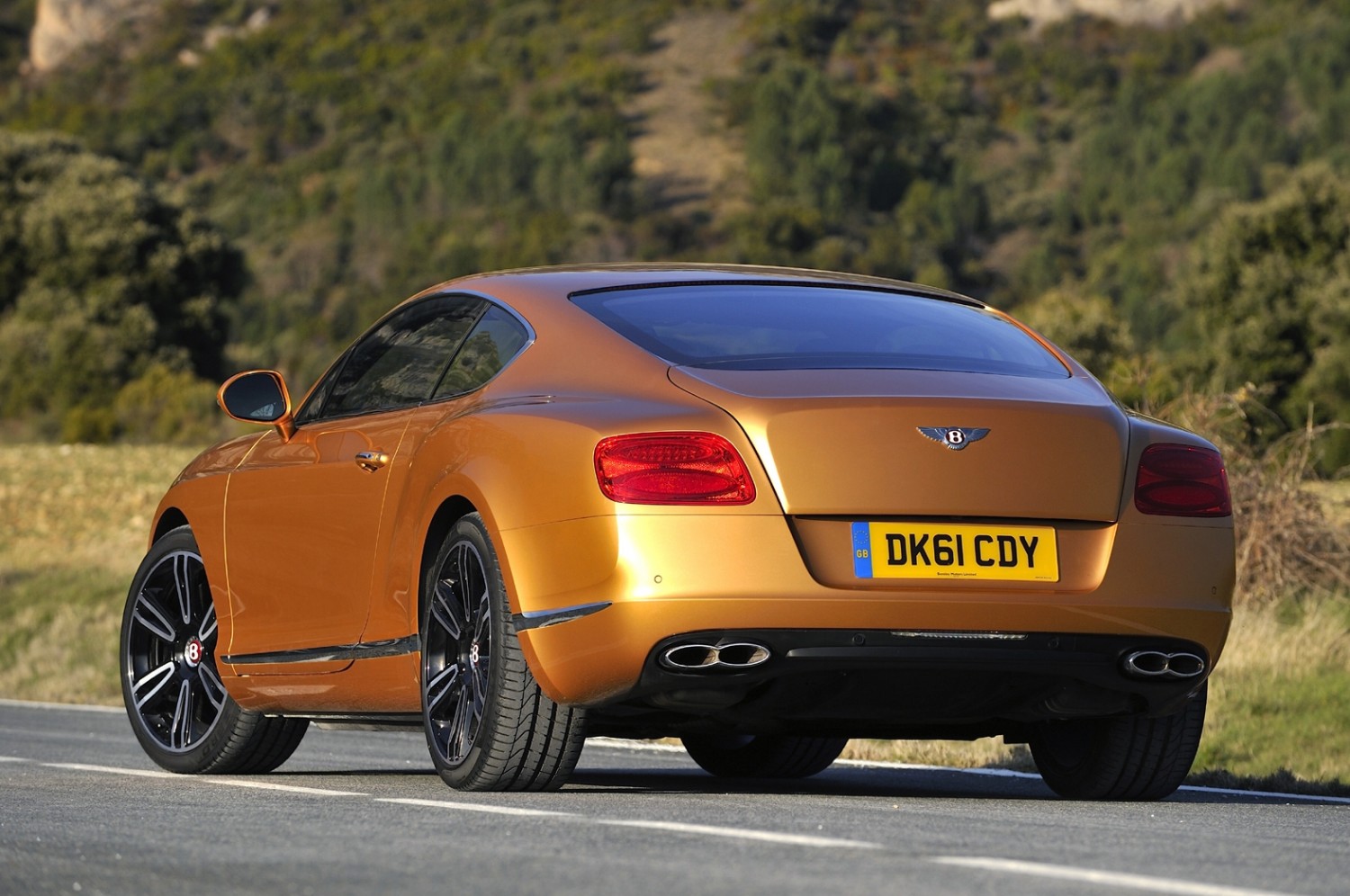 Bentley Continental GT V8 | Eurekar