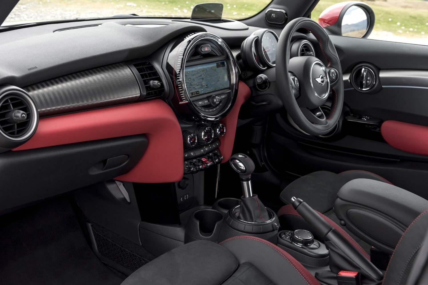 MINI JCW is the works | Eurekar