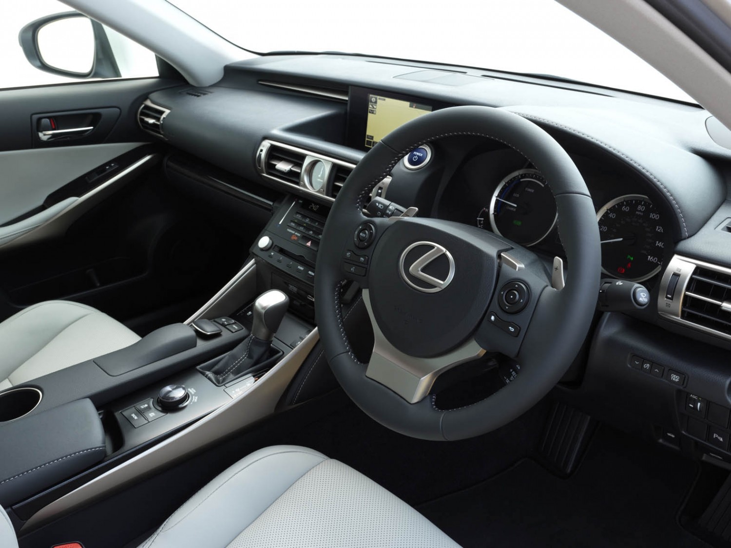 Lexus IS 300h Premier Eurekar