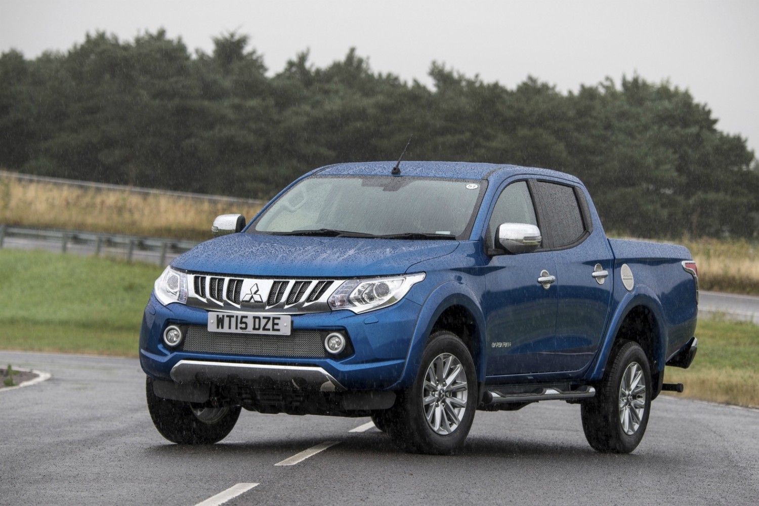 Mitsubishi l200 warrior