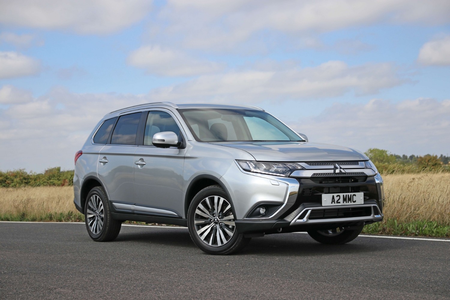 Petrol option for Mitsubishi Outlander Eurekar