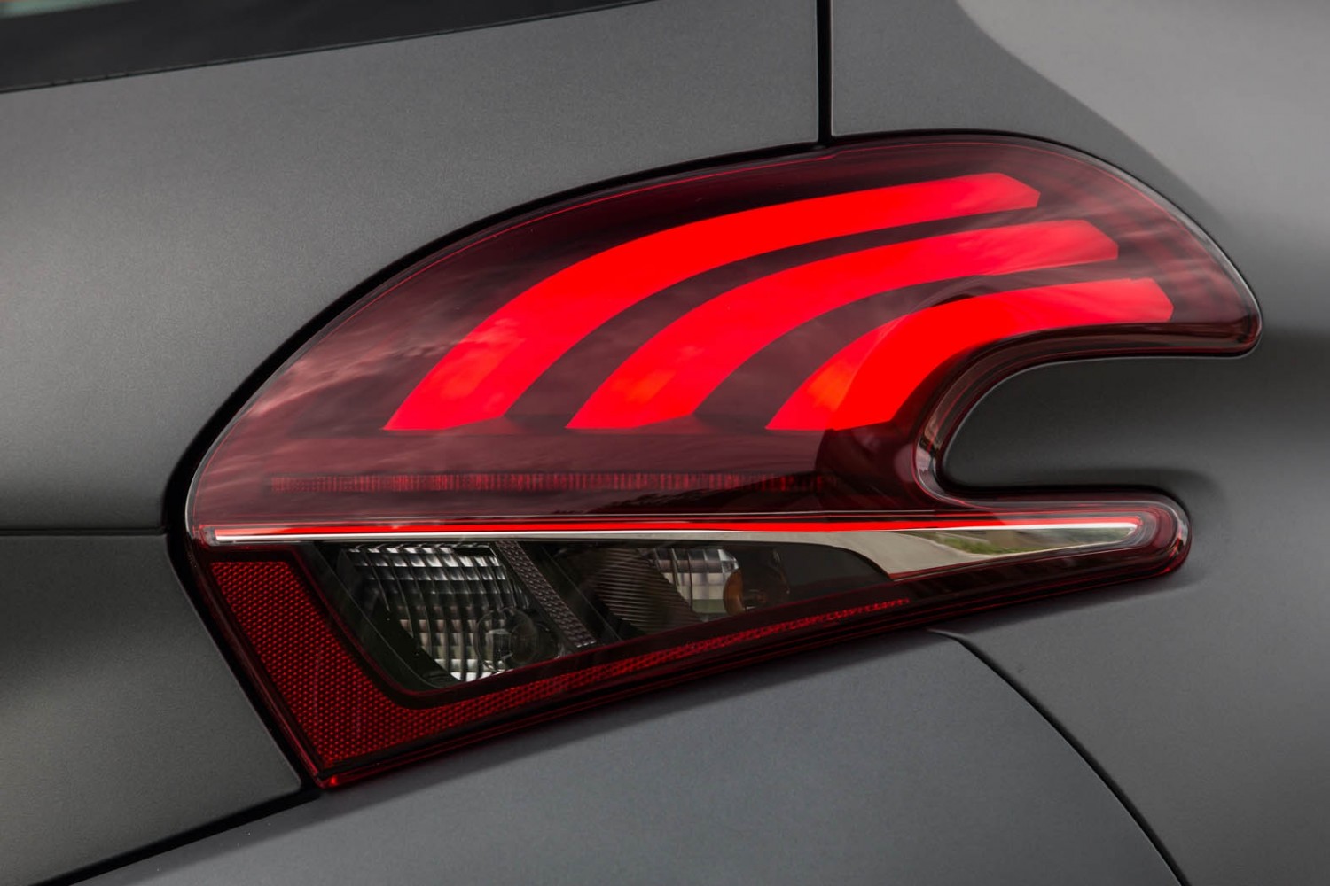 Rear Fog Lights Peugeot 208