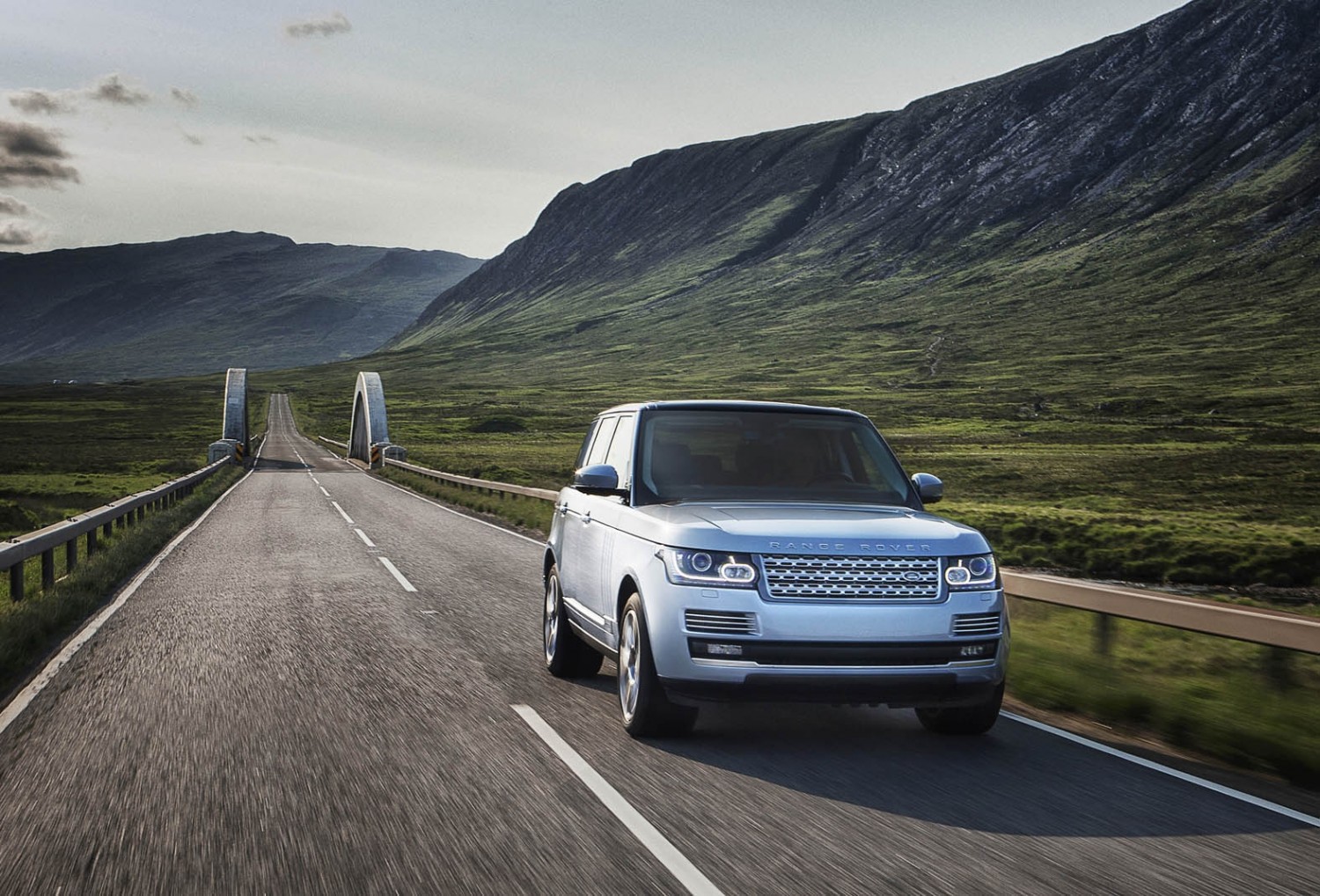 Silk Trail test for hybrid Range Rover | Eurekar