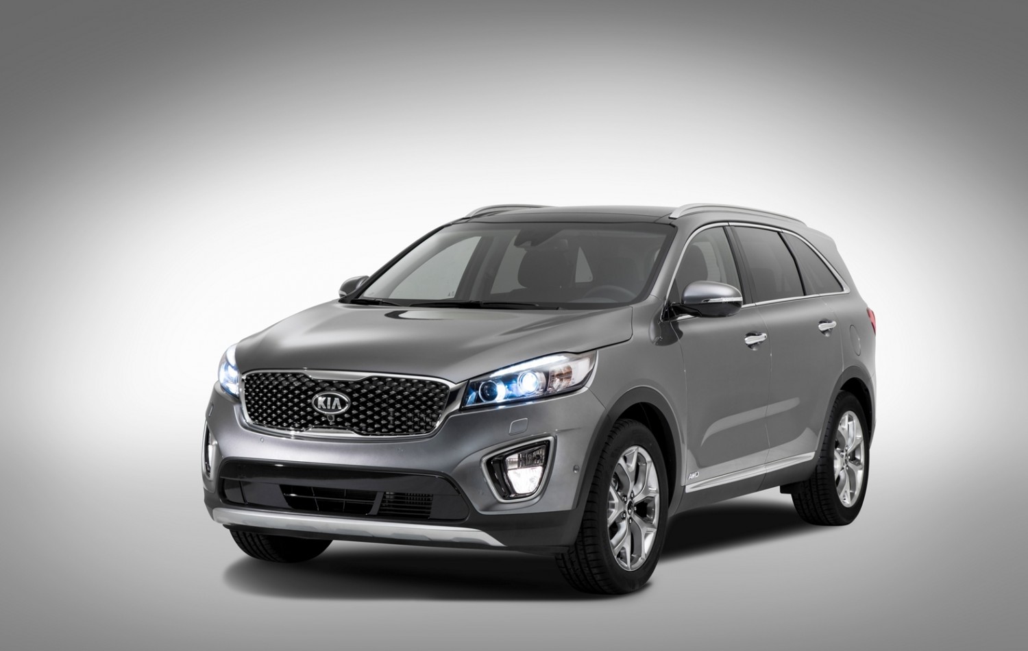 Sporty new Sorento breaks cover | Eurekar