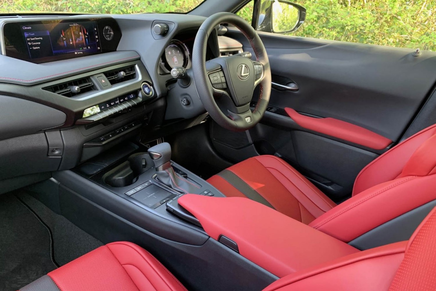 Lexus UX 250h F Sport Eurekar
