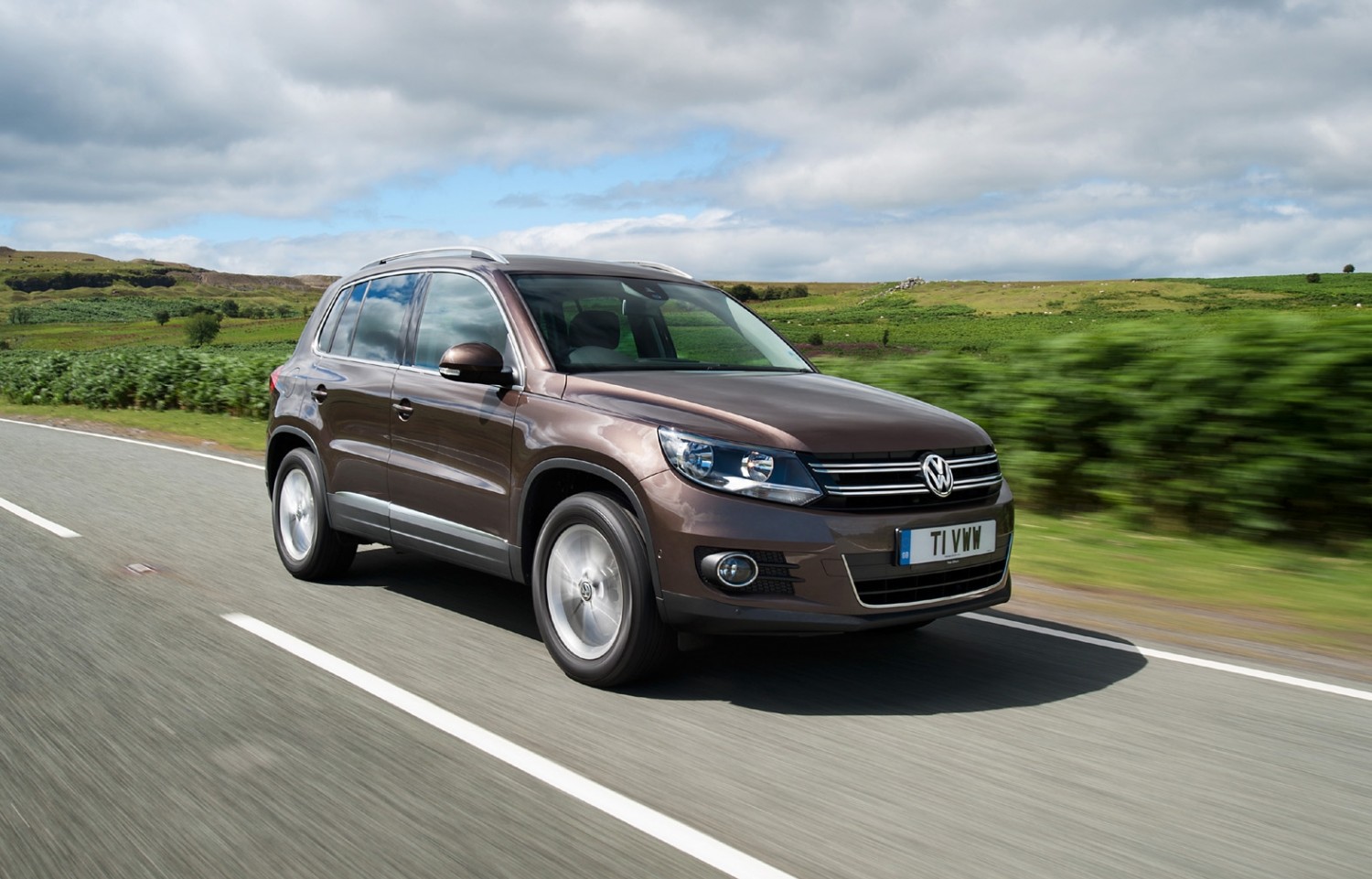 Volkswagen Tiguan Used Car Review Eurekar