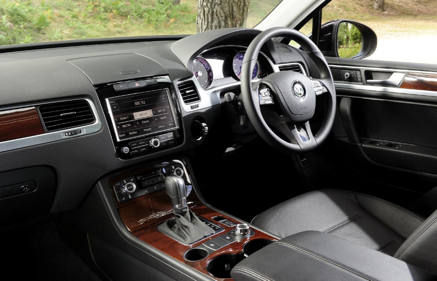 Volkswagen touareg внутри
